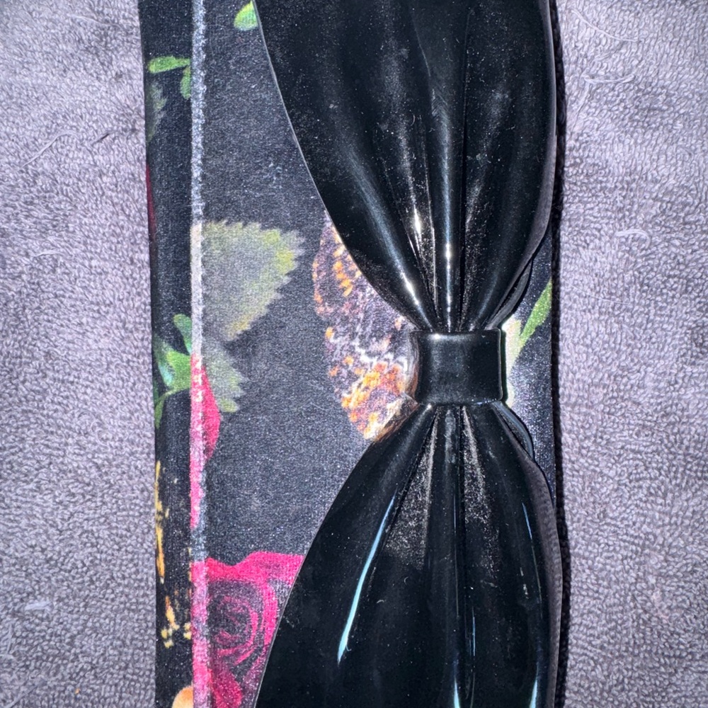 Killstar Black and Purple Floral Clutch - Picture 7 of 7